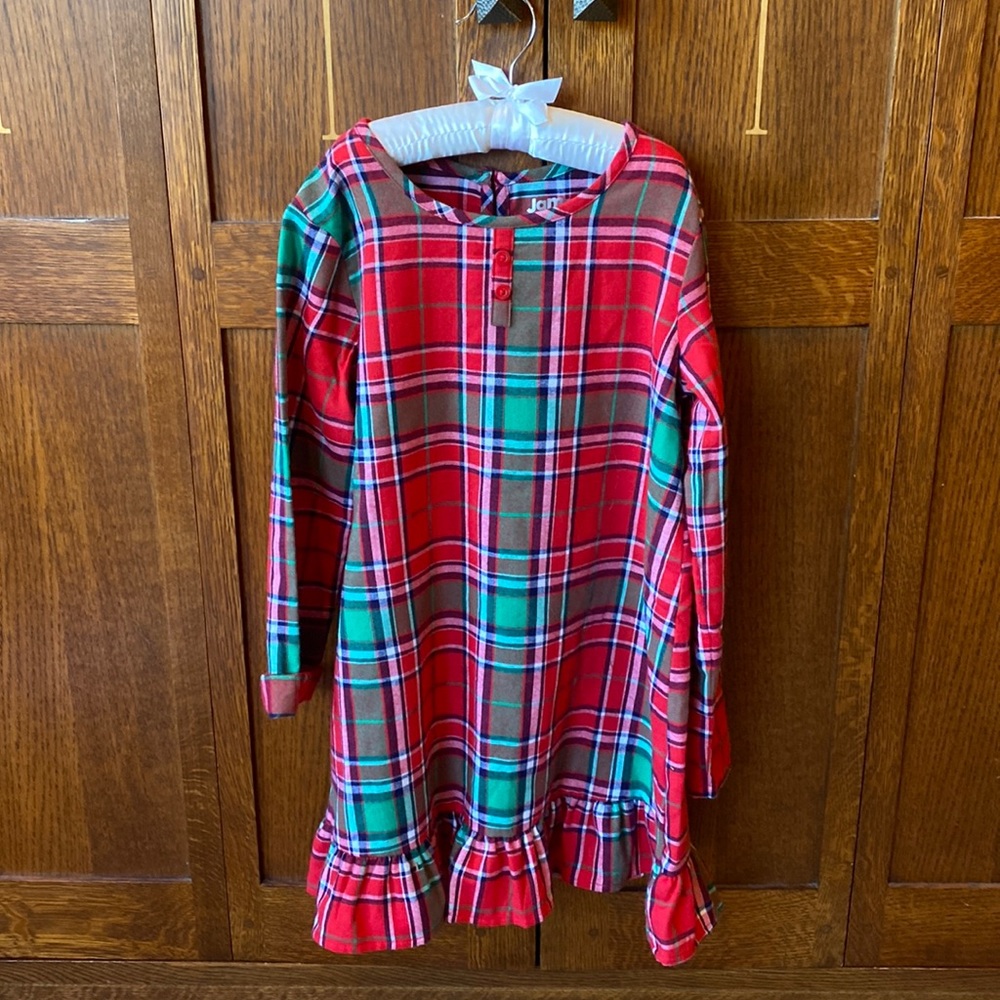 NWT Girls Size 5/6 Christmas Nightgown